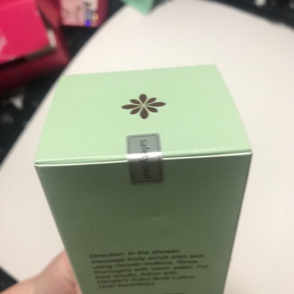 hanalei SUGAR BODY SCRUB - Picture 2 of 3